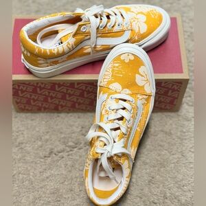 Vans Old Skool 36 DX Yellow Floral - US size 7 Woman
